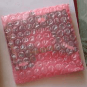 שקיות בועות וגלילים  